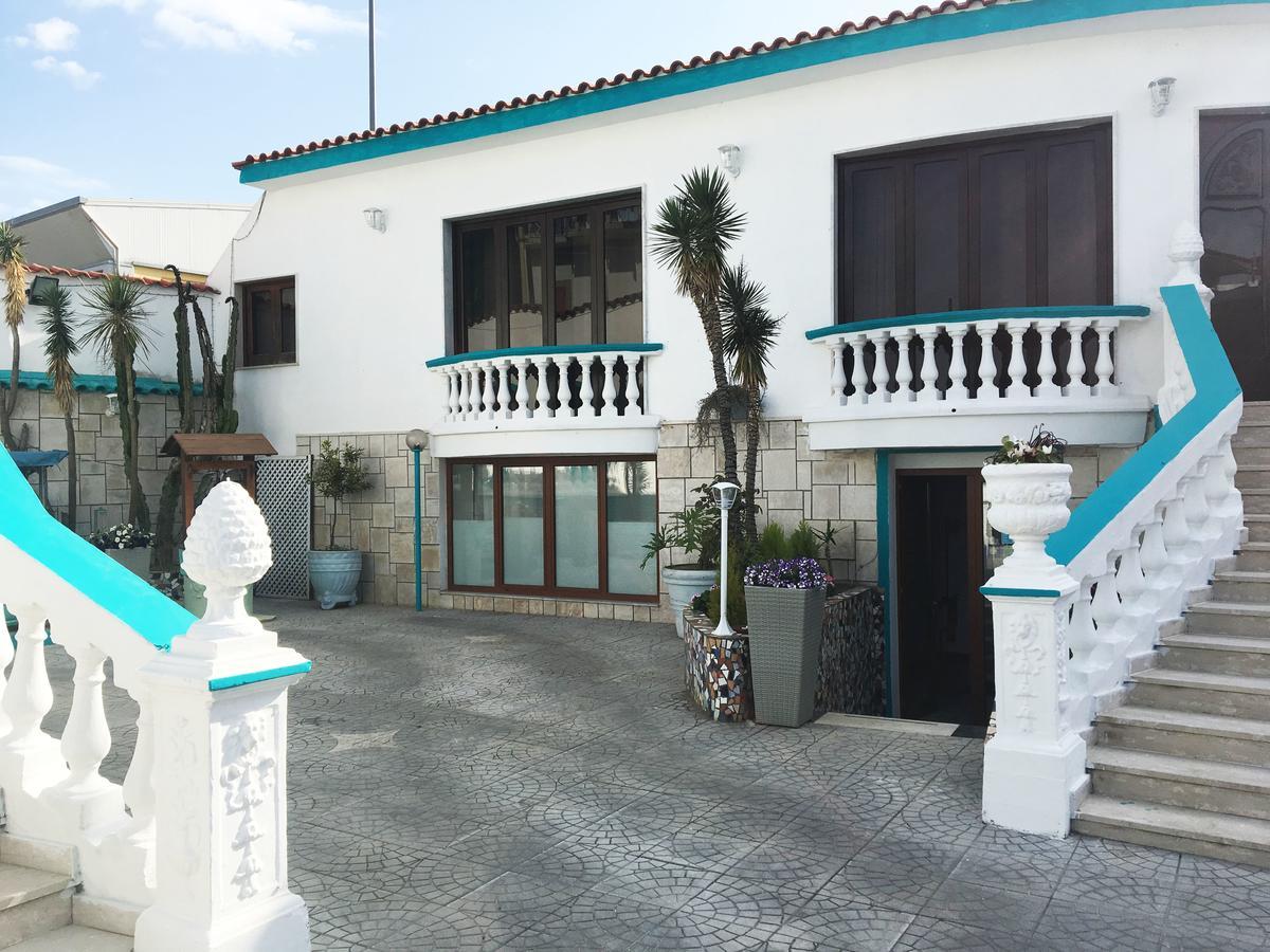 Residence R&B Tyrrhenum Monte di Procida Exterior foto